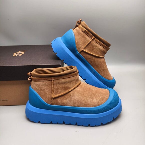 UGG Camel-Colored Womens Thick-Sole Snow Boots with Blue Trim - Picture 5 of 7
